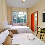 Mini Studio Para 3 Pessoas Em Copacabana